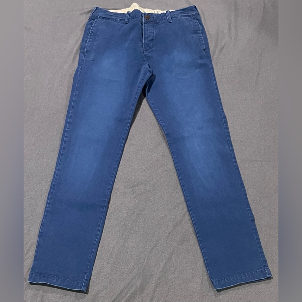 Abercrombie & Fitch Blue Chinos Classic Style